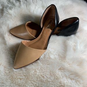 Leather two tone Halogen brand flats size 9.